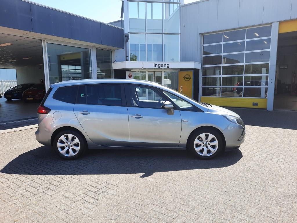Opel Zafira 1.4i turbo cosmo | trekhaak | cruise control |