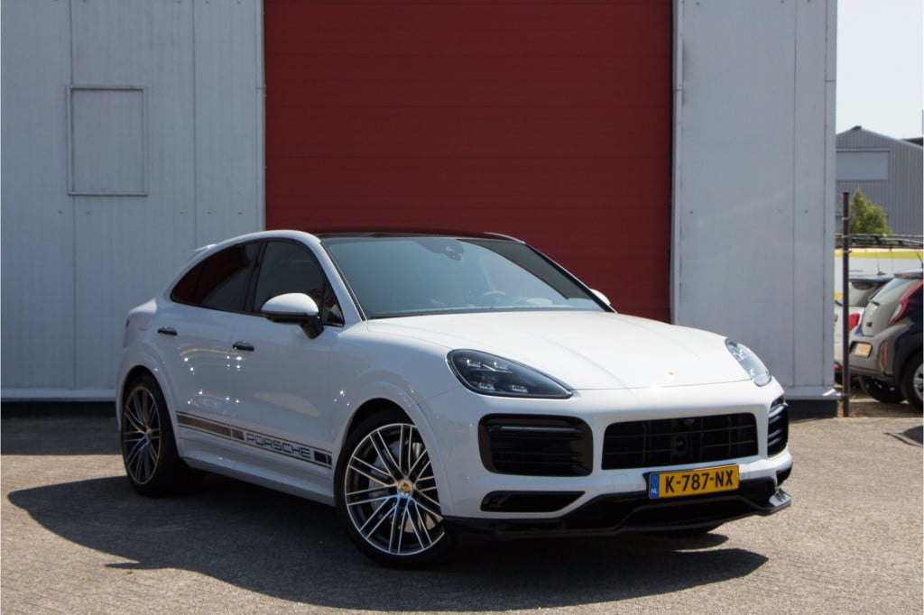 Porsche Cayenne coupé 3.0 | sport design | sport chrono |
