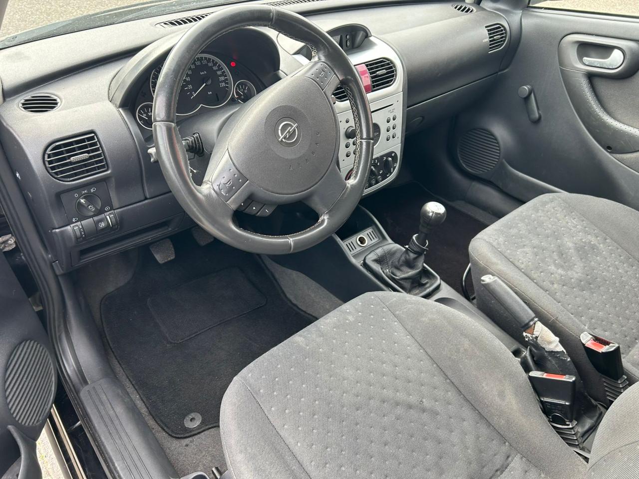 Opel Corsa 1.2-16V Elegance Mooie Auto! Veel voor Weinig!