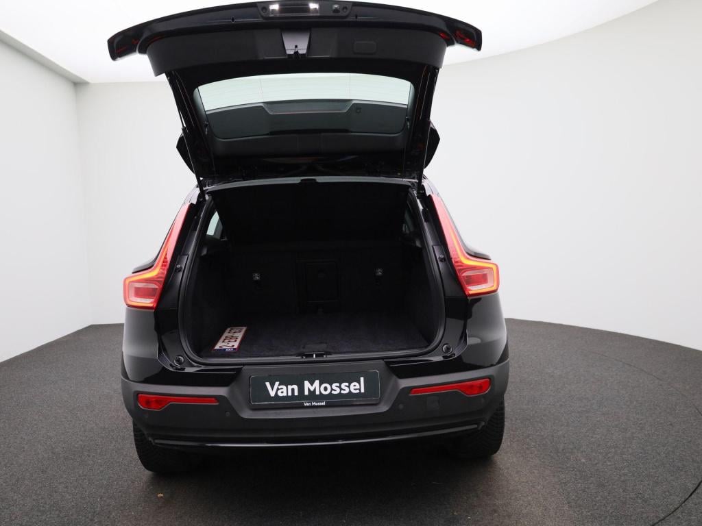 Volvo XC40 recharge core | automaat | navigatie | apple carplay / android a