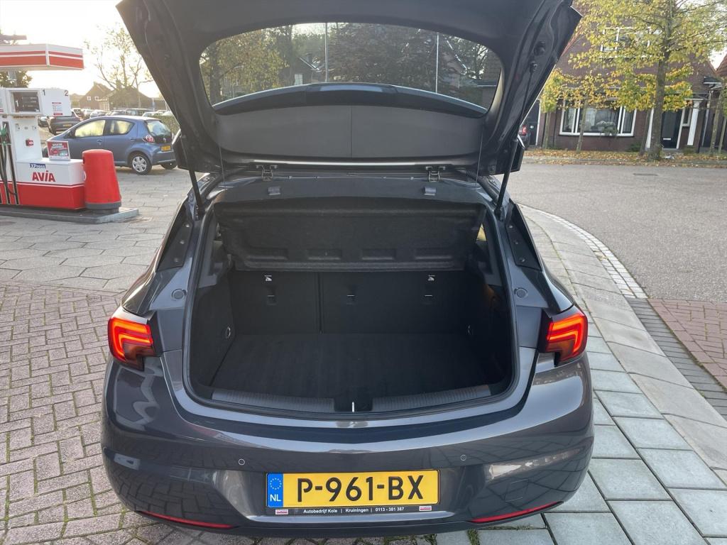 Opel Astra 1.4 turbo 92kw 5d