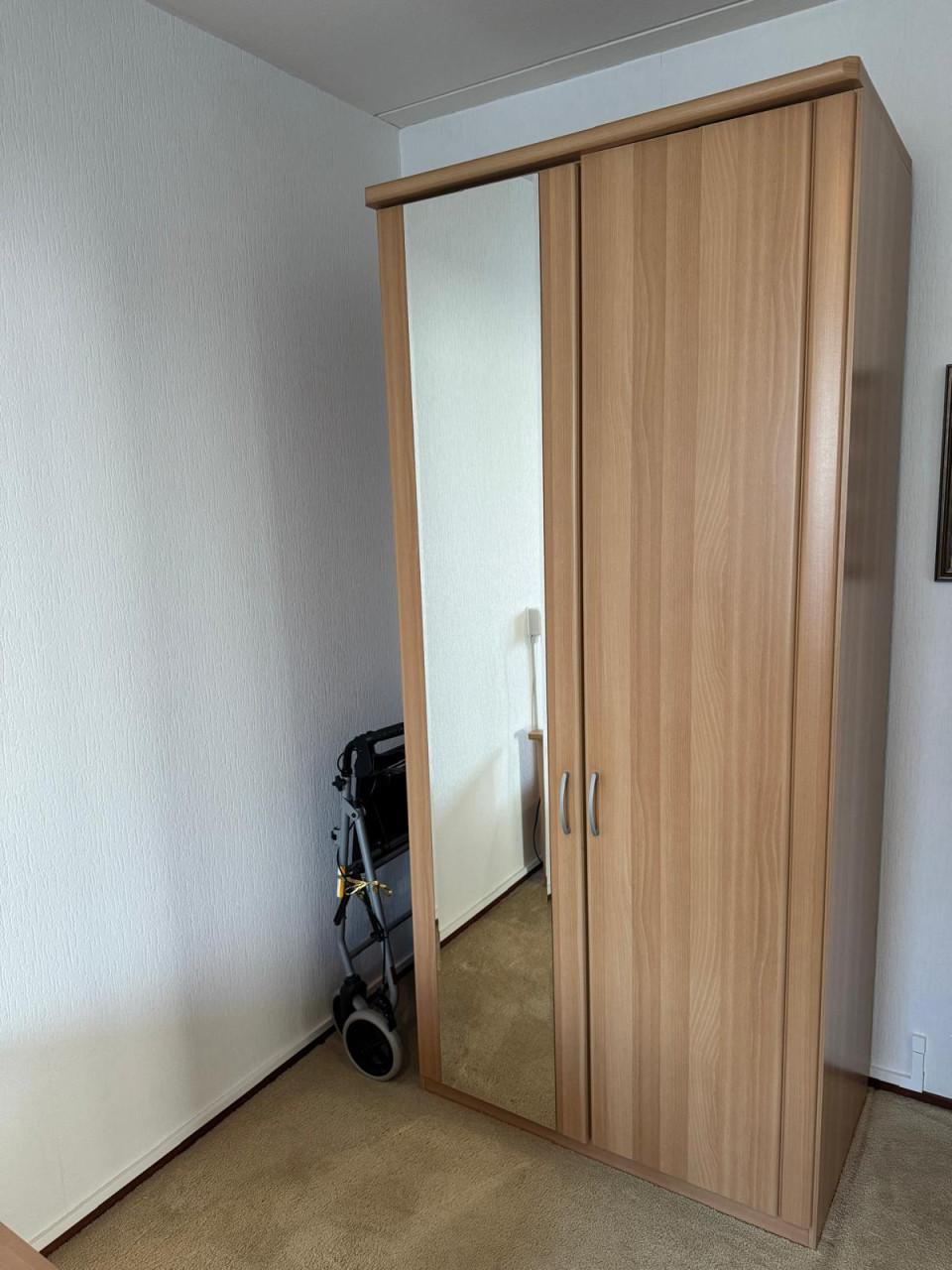 Senioren  ledikant electrice  hout