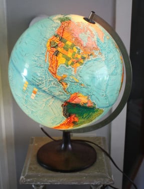 Wereldbol met verlichting