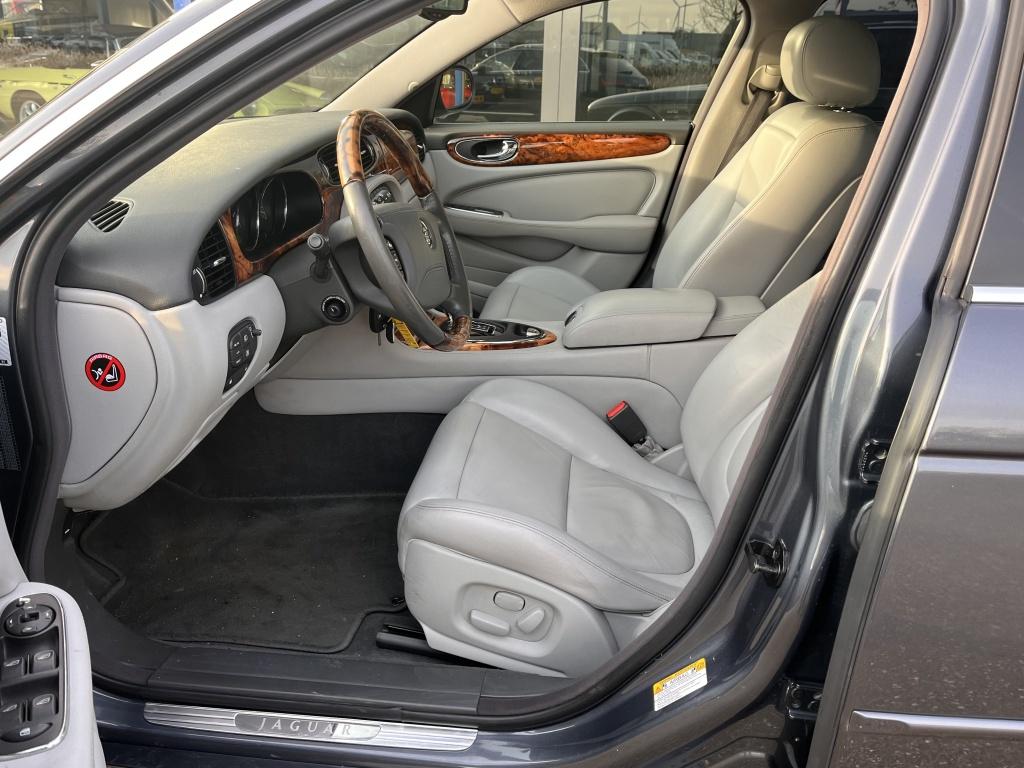 Jaguar Xj 3.0 v6 sport