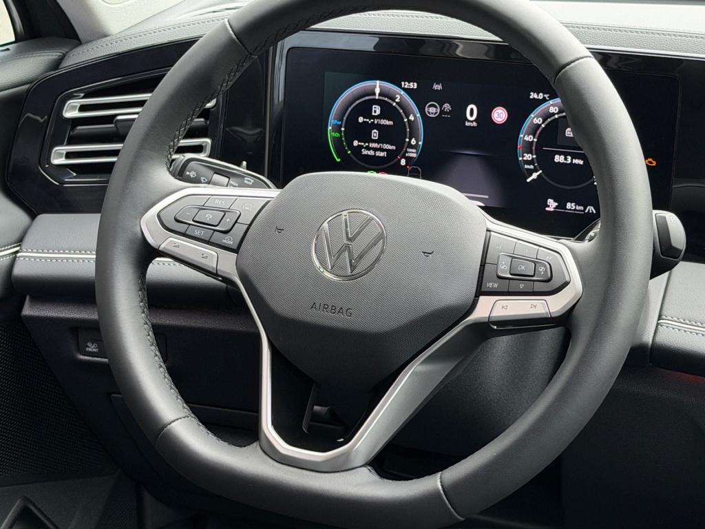 Volkswagen Tiguan 1.5 ehybrid elegance 204pk | trekhaak | 360 camera | all-