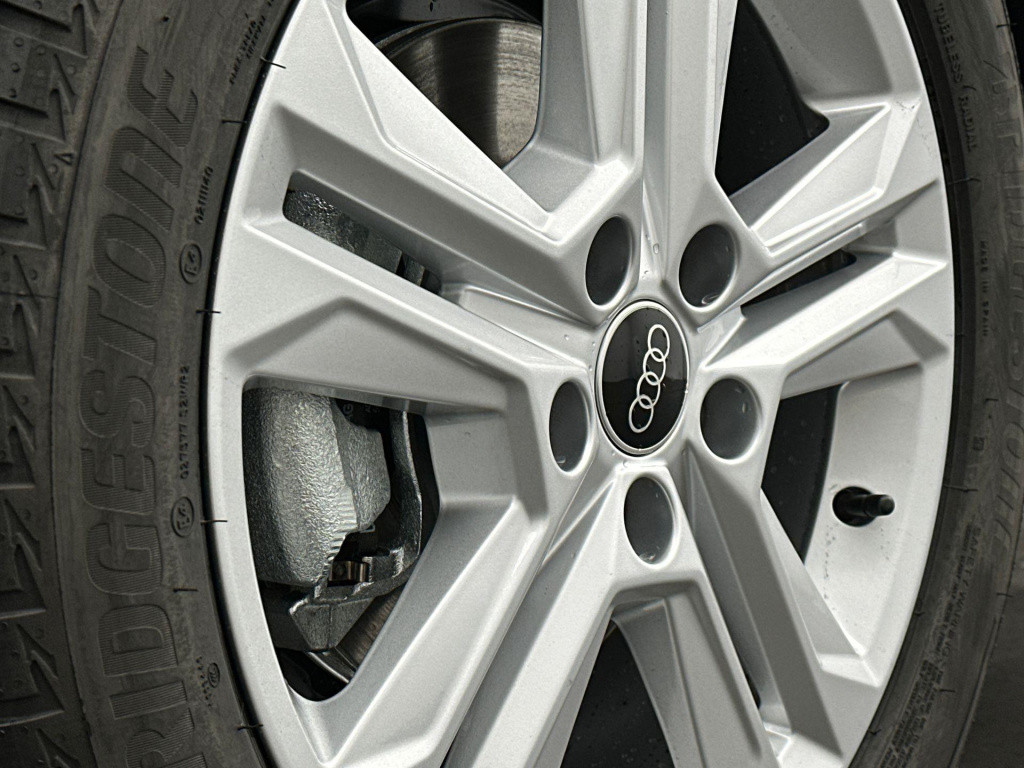 Audi Q2 advanced edition 35 tfsi 110 kw / 150 pk hatchback