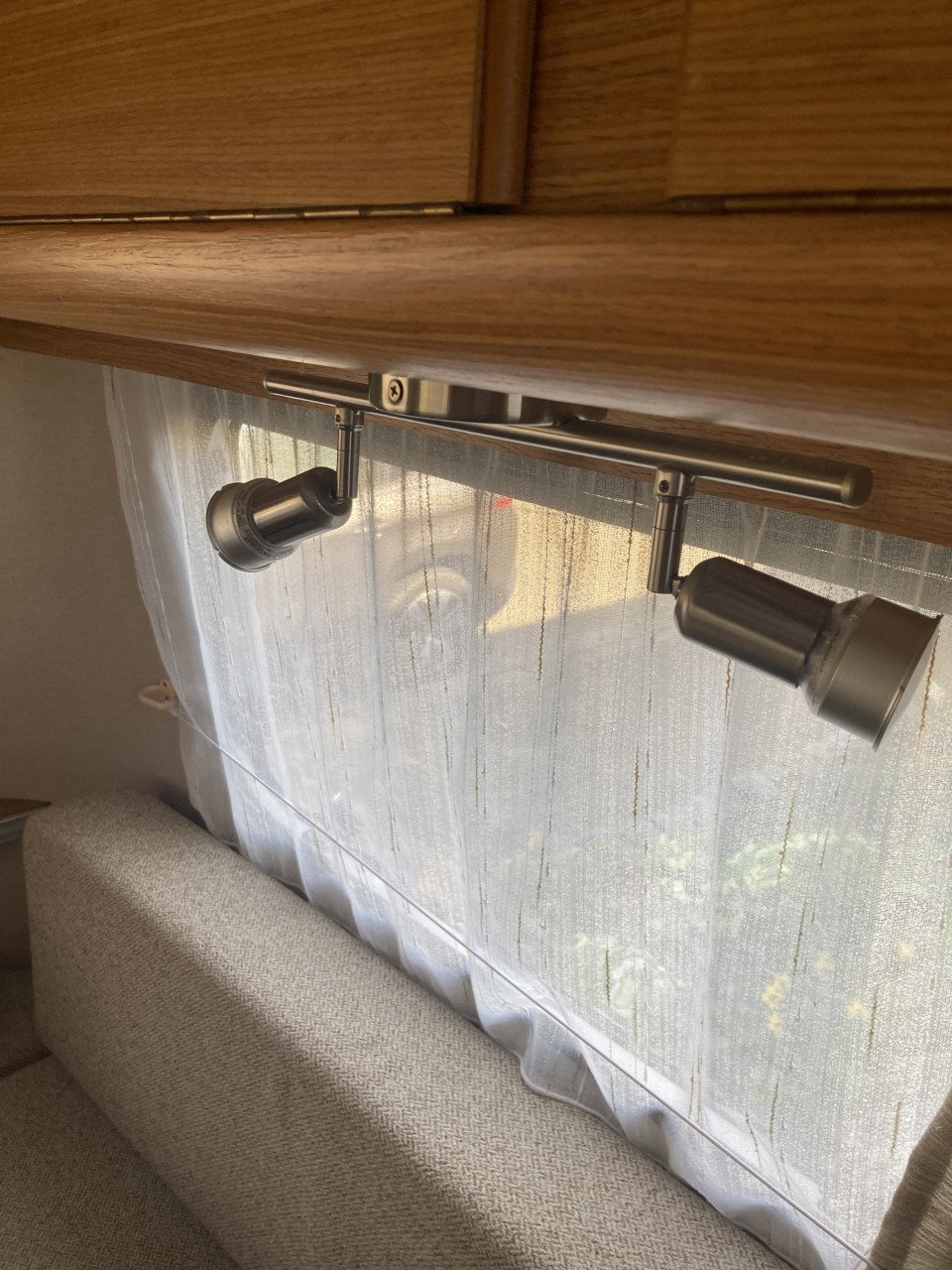 Eiba triton caravan