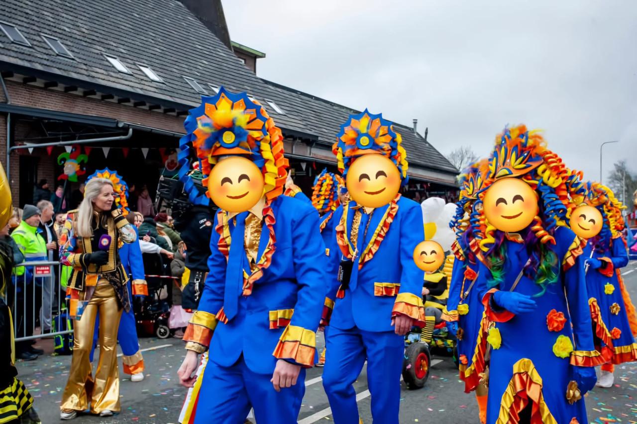 11 carnavals pakken dames en heren
