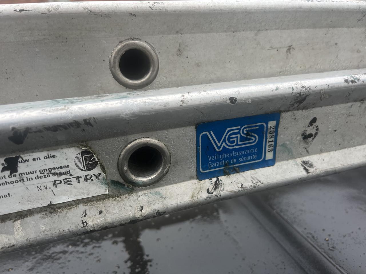 2-delige (2x16) aluminium ladder