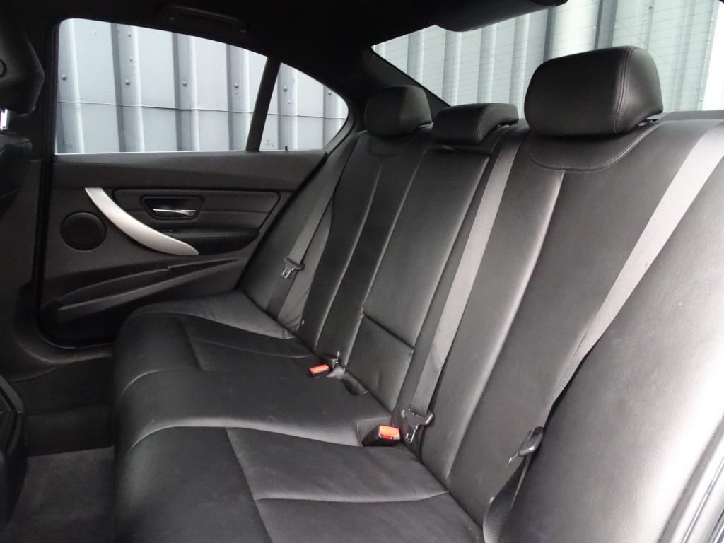 BMW 3-serie 316i upgrade edition automaat | leder | schuif-/kanteldank | xe