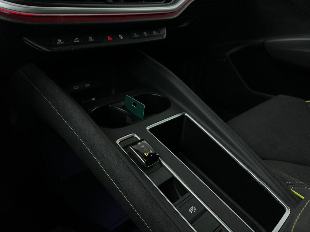 Skoda Enyaq Iv rs elektromotor 250 kw / 340 pk suv elektrische aa