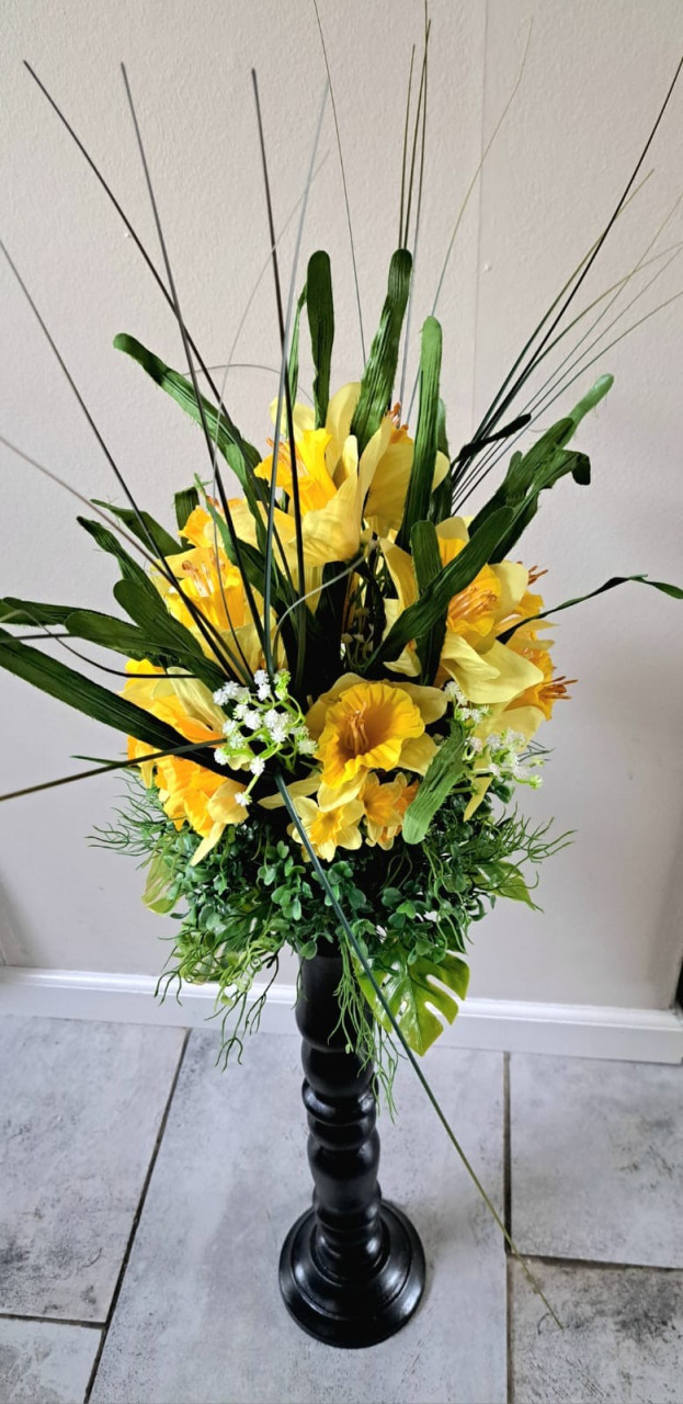 Narcissen kunstbloemstuk