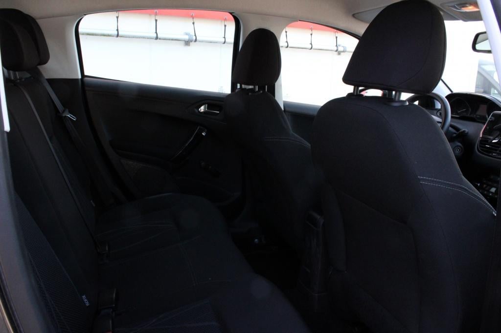 Peugeot 208 1.2 vti access