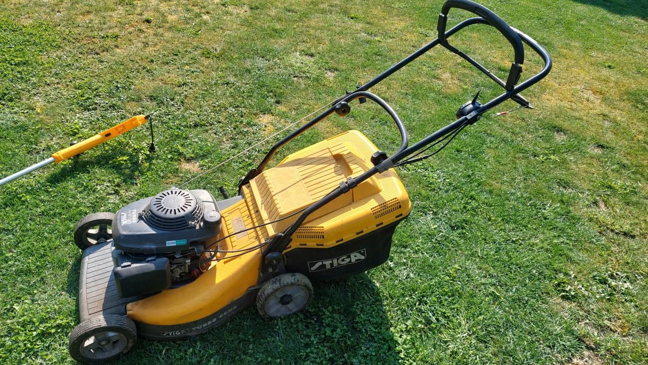 Grasmaaier en trimmer Stiga