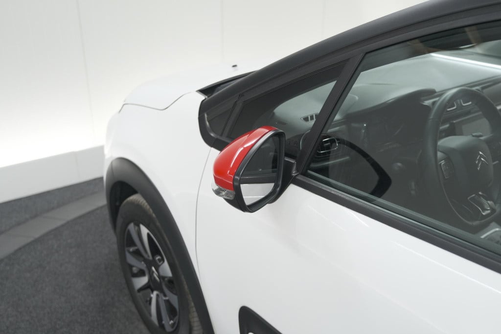 Citroen C3 puretech 82 feel edition | parkeersensoren | apple carplay | sto