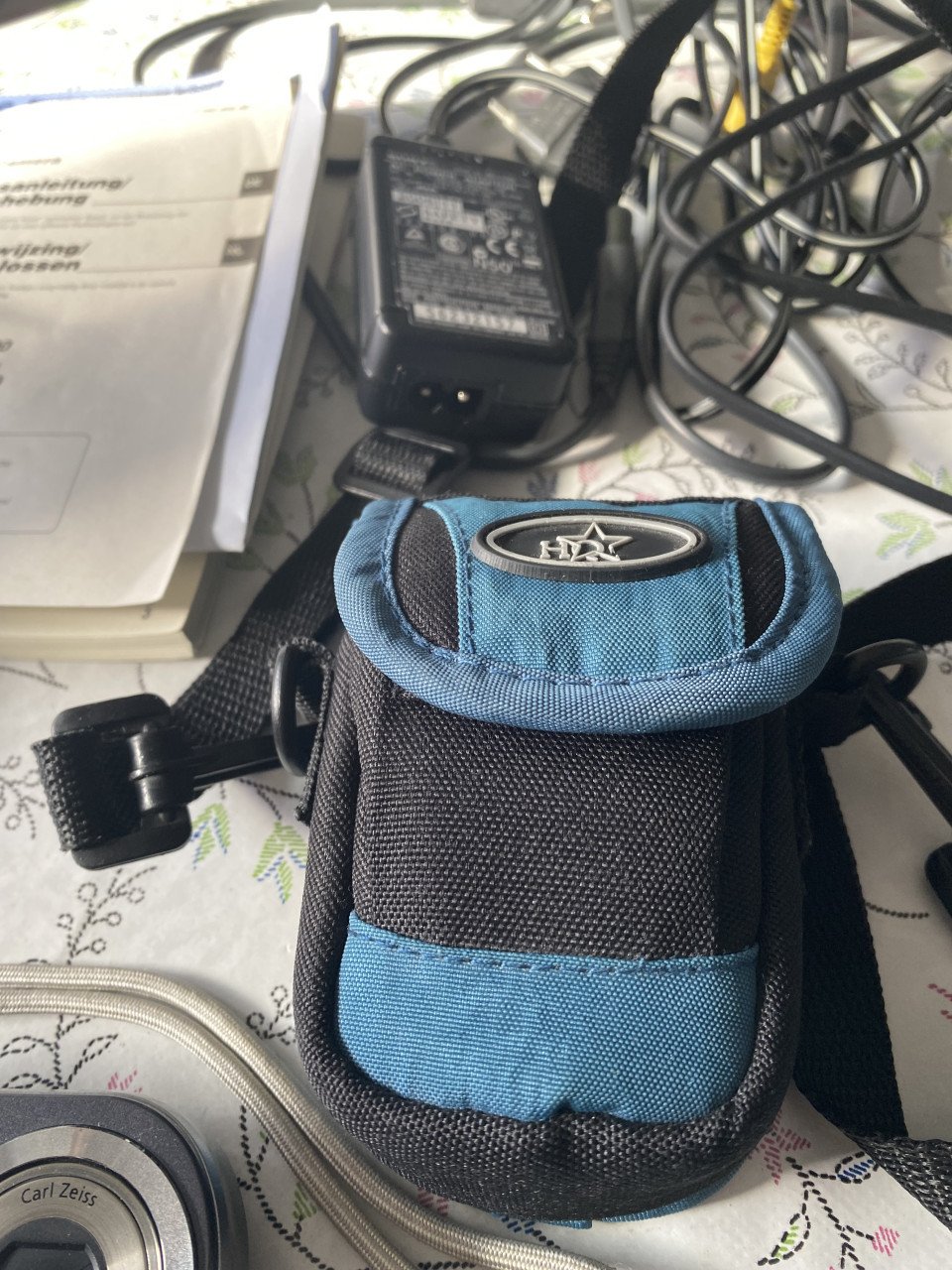 Sony DSC-P200 set