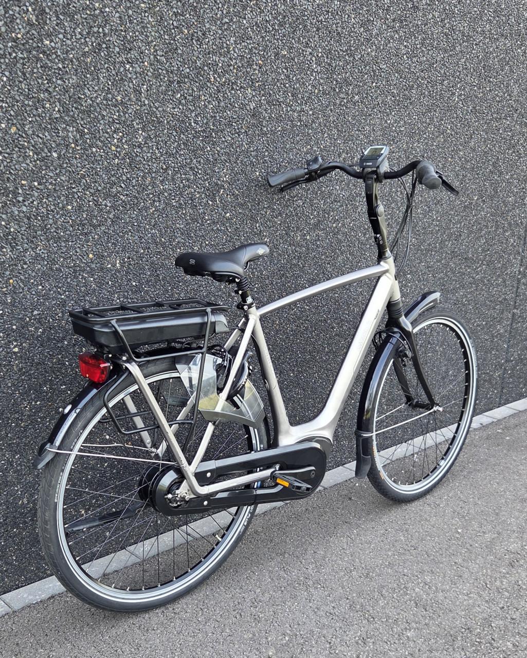 Mooie nette Gazelle Orange C310 HMB 57 cm