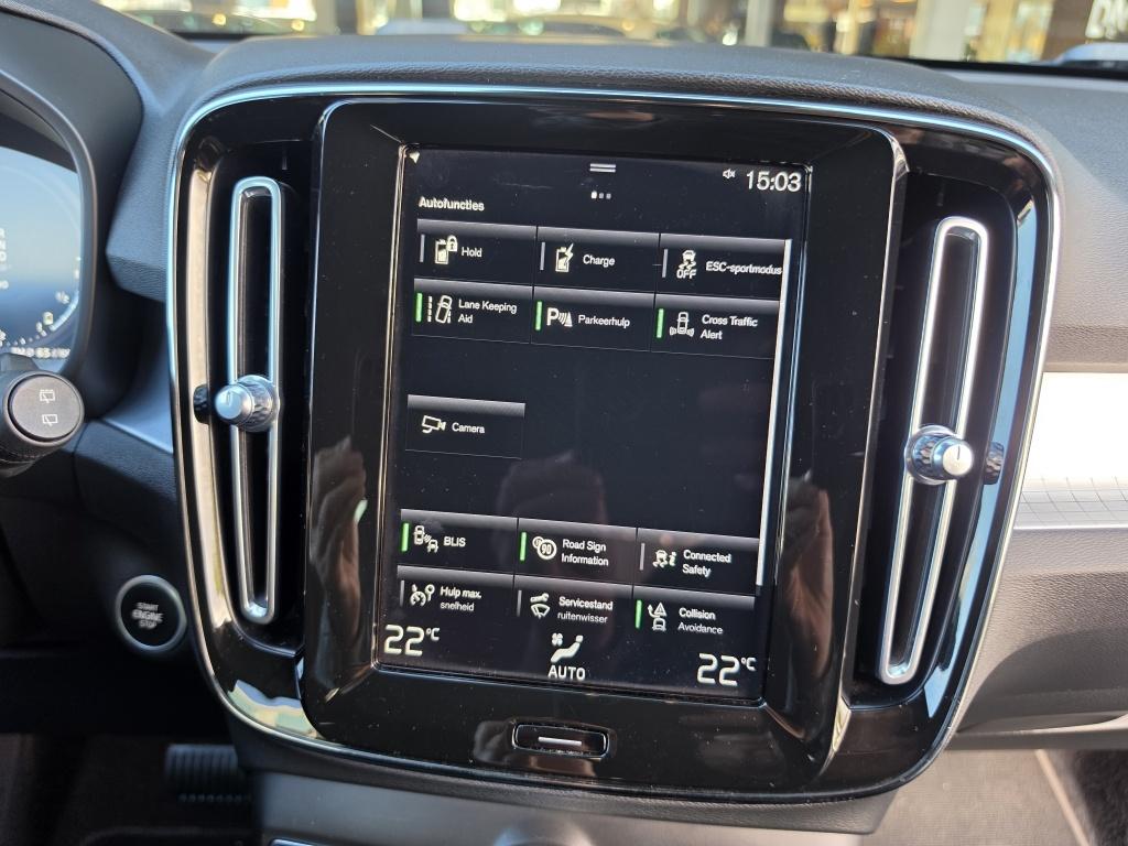 Volvo XC40 t5 inscription expression recharge plug-in hybrid 360° camera | 