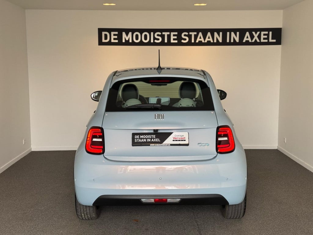 Fiat 500e la prima 42 kwh