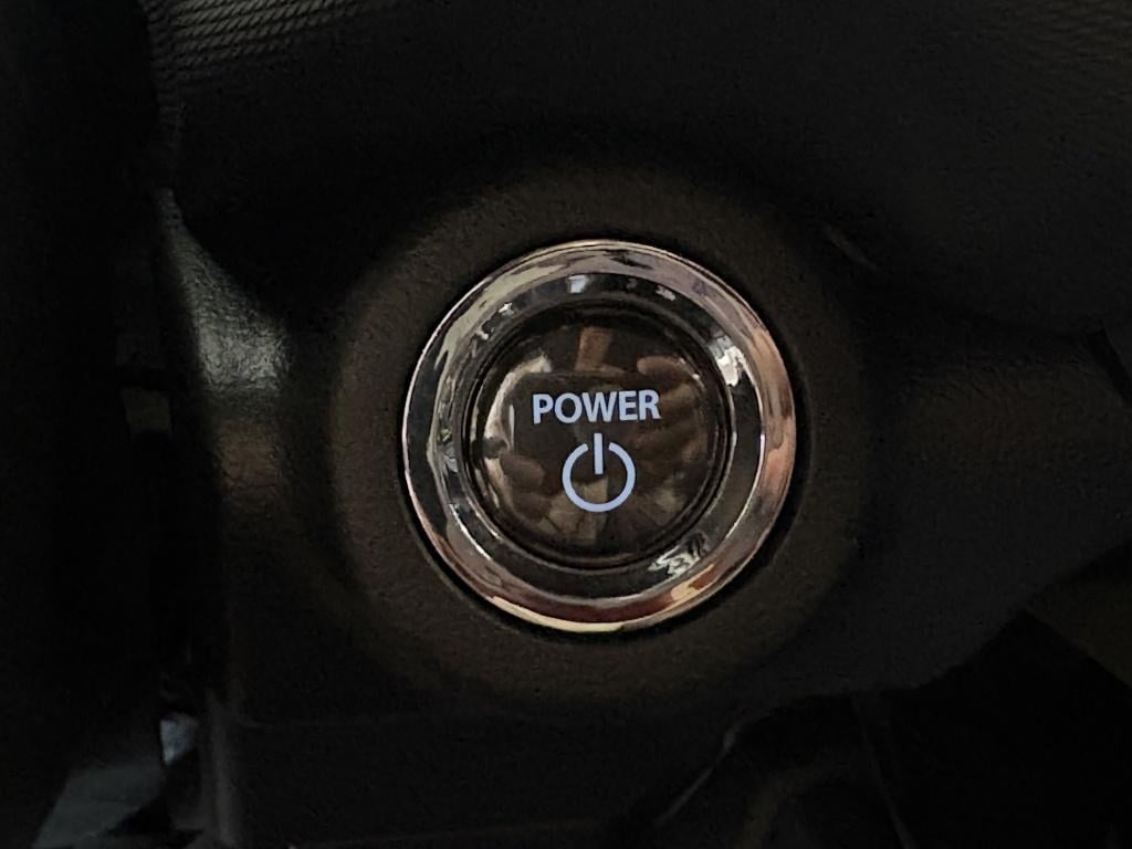 Toyota Urban Cruiser executive 61 kwh | panodak | jbl |