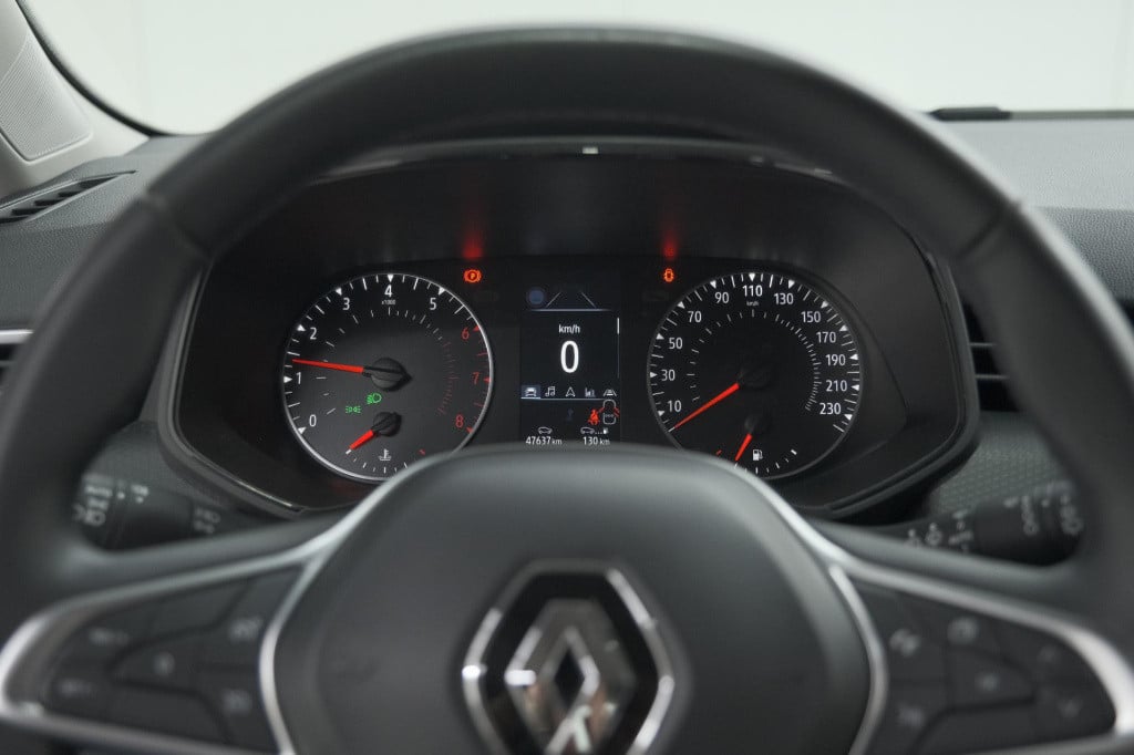 Renault Clio tce 90 equilibre | parkeersensoren | apple carplay | navigatie