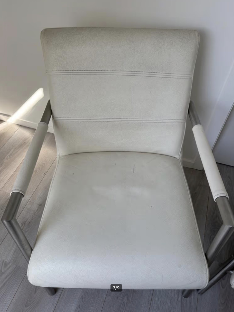Fauteuil wit leer met RVS buizen frame