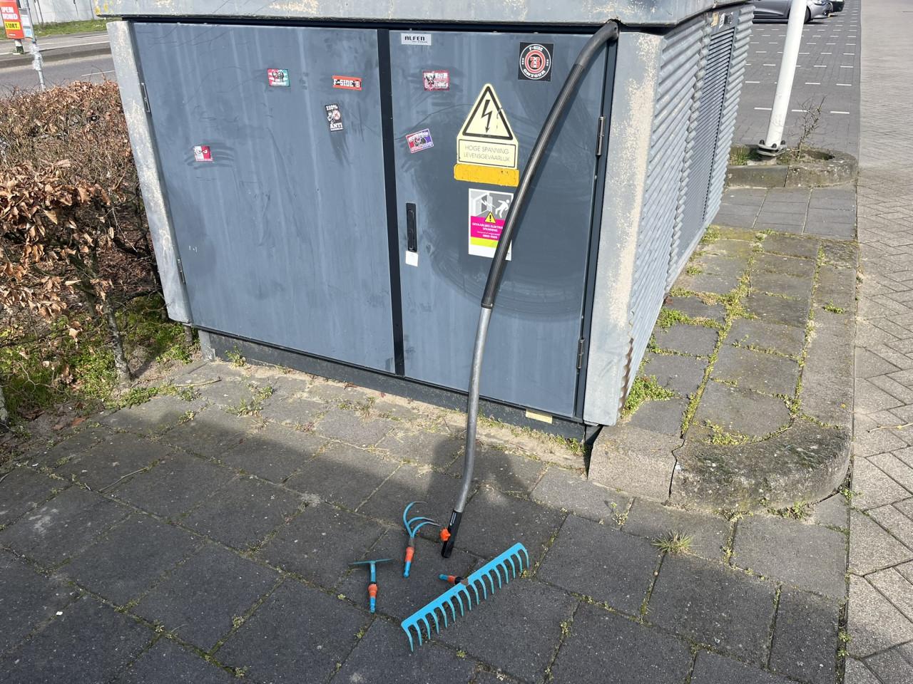Gardena bodemset met steel en hark