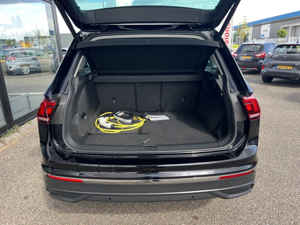 Volkswagen Tiguan 1.4 tsi ehybrid life edition 245pk | achteruitrijcamera |