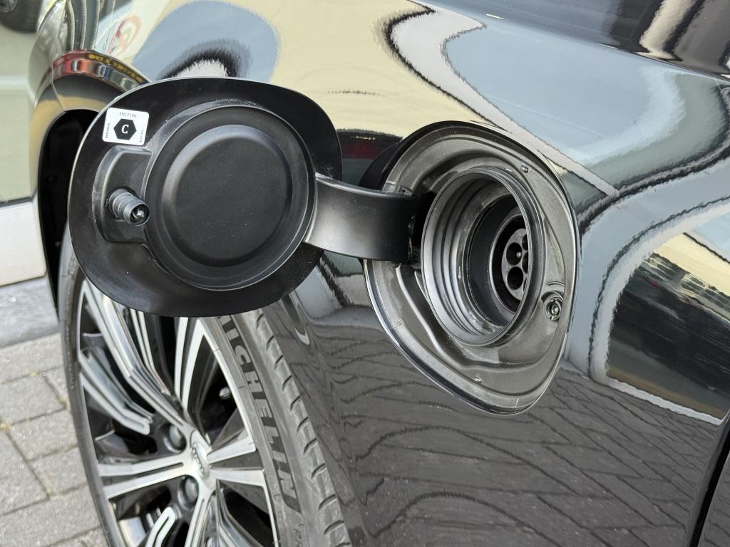 Volvo V90 t6 340pk recharge inscription| pano| adap.cruise| trekhaak| lede