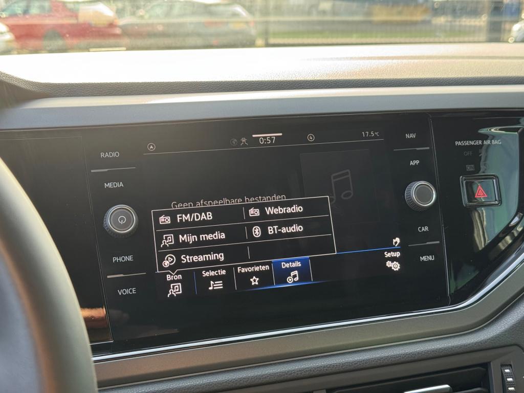 Volkswagen Taigo 1.0 tsi r-line * panoramadak * carplay * acc * clima