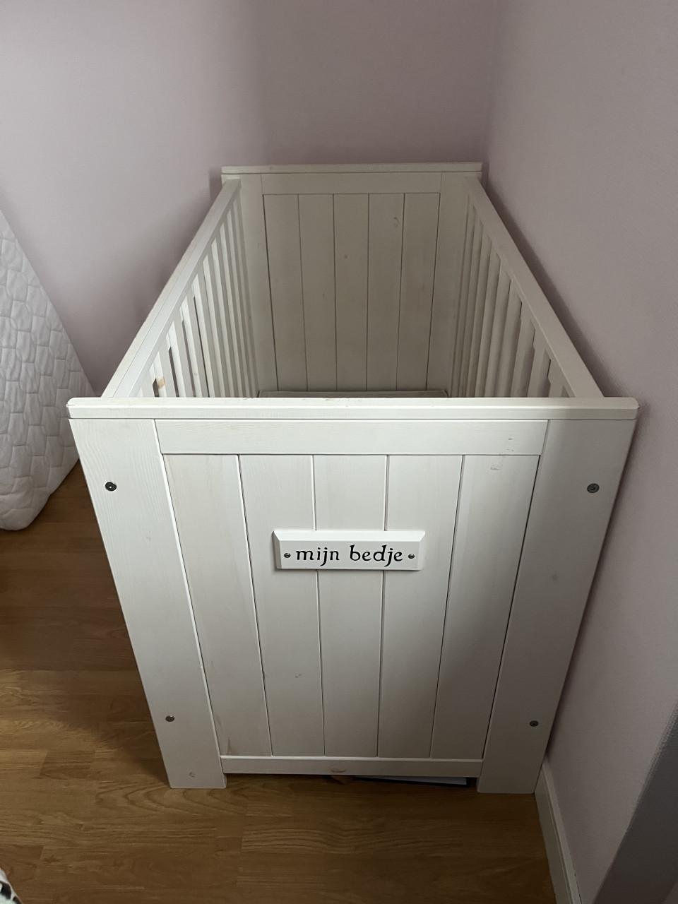 Complete kleine babykamer Amigo's Amiga's wit