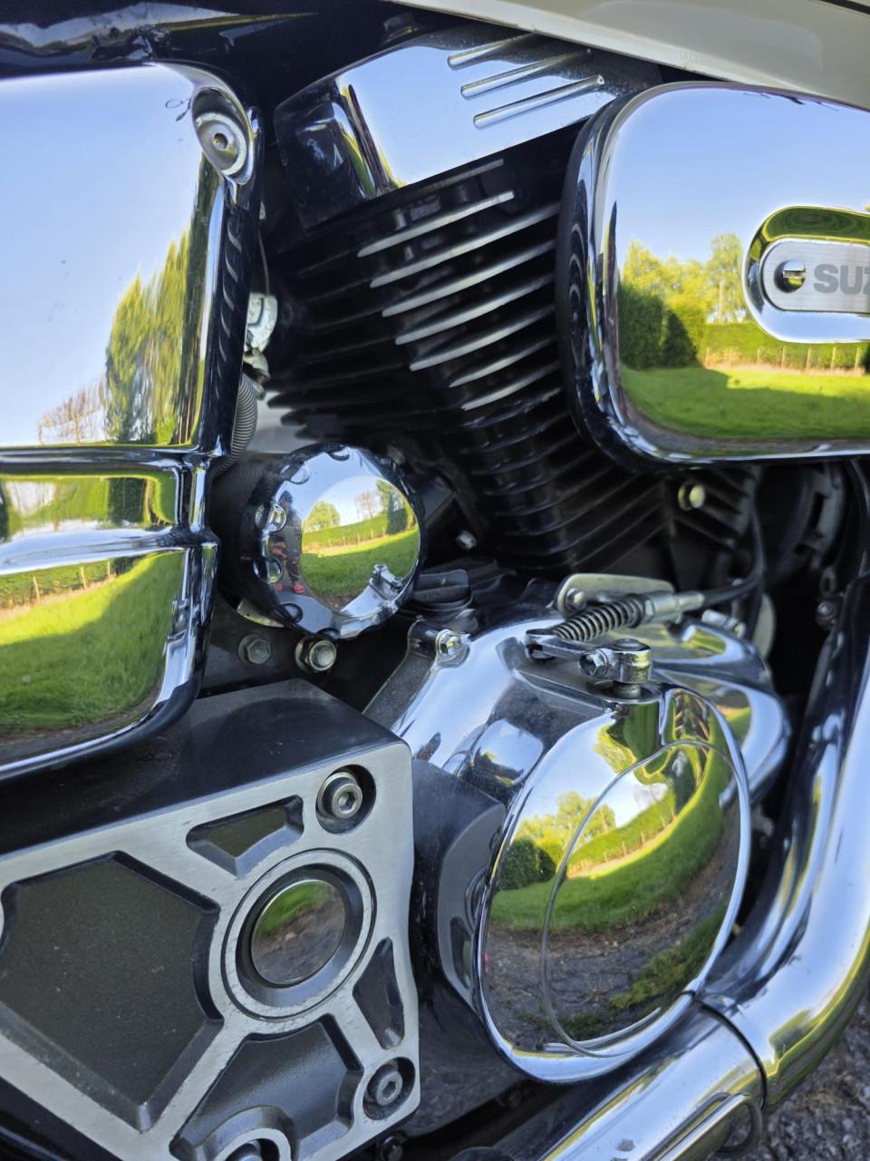 Te koop aangeboden: een prachtige Suzuki Marauder 800cc chopper
