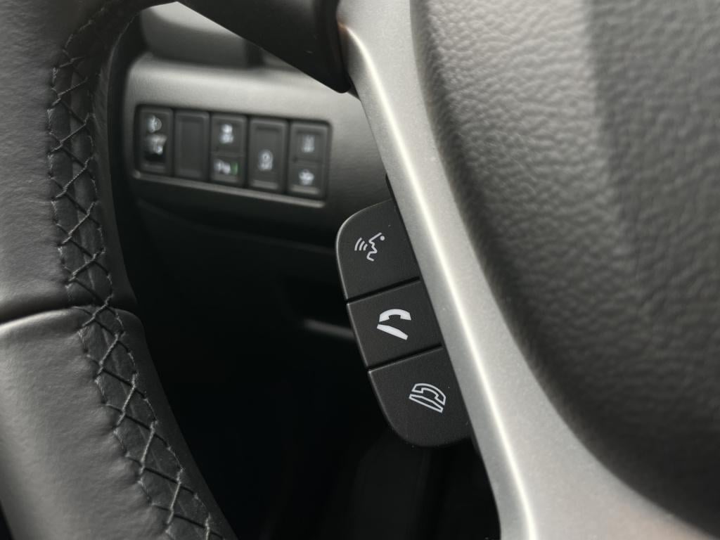 Suzuki Vitara 1.4 boosterjet style smart hybrid