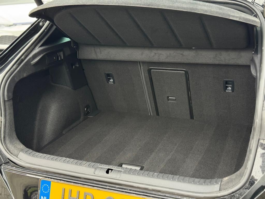 Cupra Formentor 1.5 tsi * camera * sfeerverlichting * acc * 18 inch