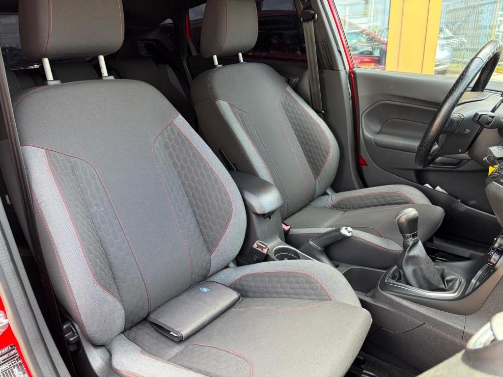 Ford Fiesta 1.0 ecob. black edit