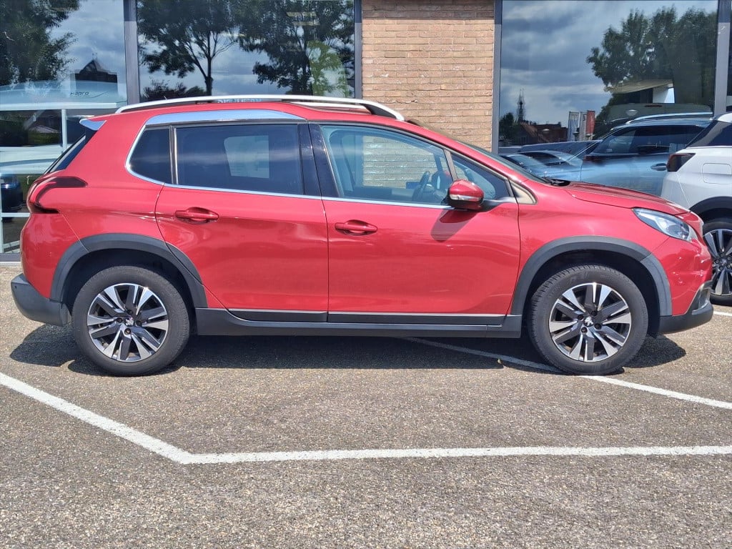Peugeot 2008 1.2 pt 110pk allure eat6 automaat navigatie | achteruitrijcame