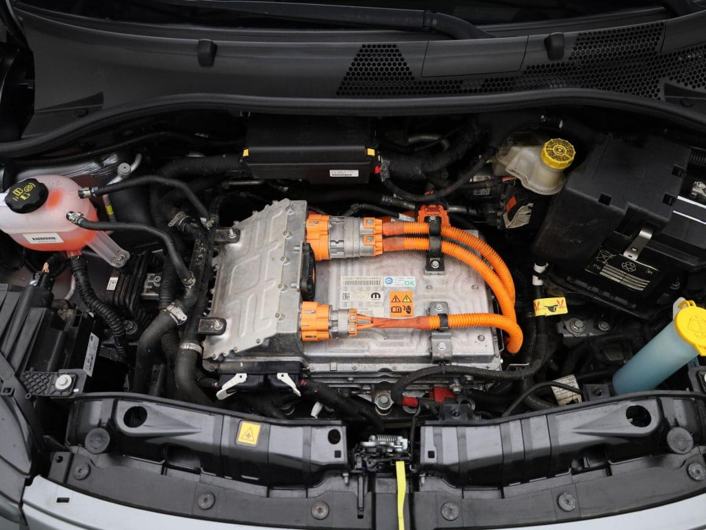 Fiat 500e c la prima 42 kwh leren bekleding - navigatie - camera - adapt. c