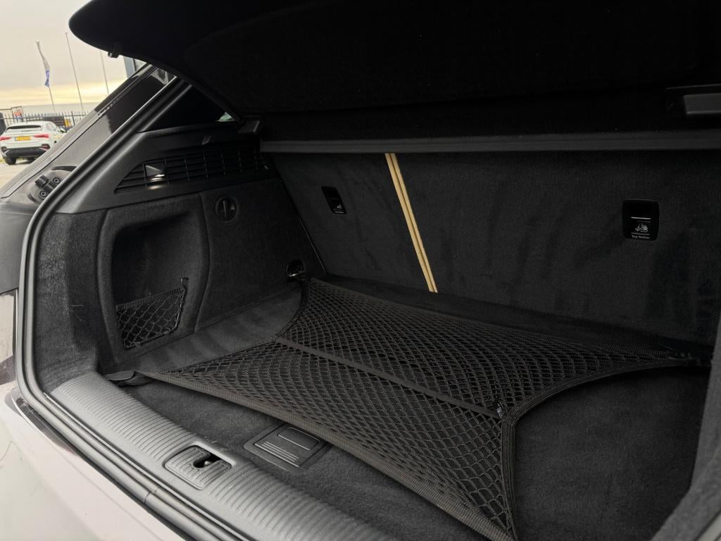 Audi A3 sportback 1.4 tfsi cod s-line * leder * navigatie * nap