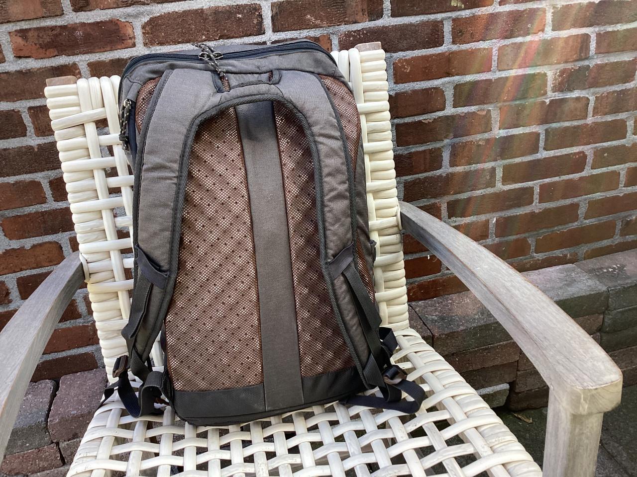 QUECHUA rugzak 20 liter