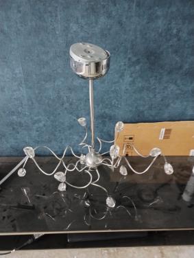 Halogeen plafondlamp in hoogte verstelbaar