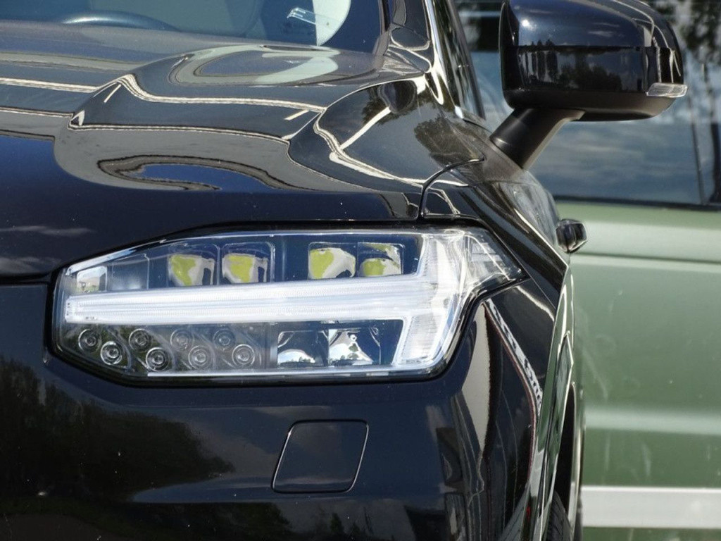 Volvo XC90 2.0 t8 twin engine awd momentum 7-persoons | pano