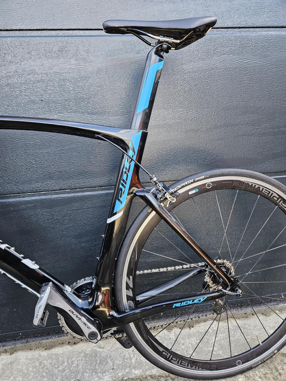 Ridley Noah met 11-speed Di2 Dura-Ace in de maat L