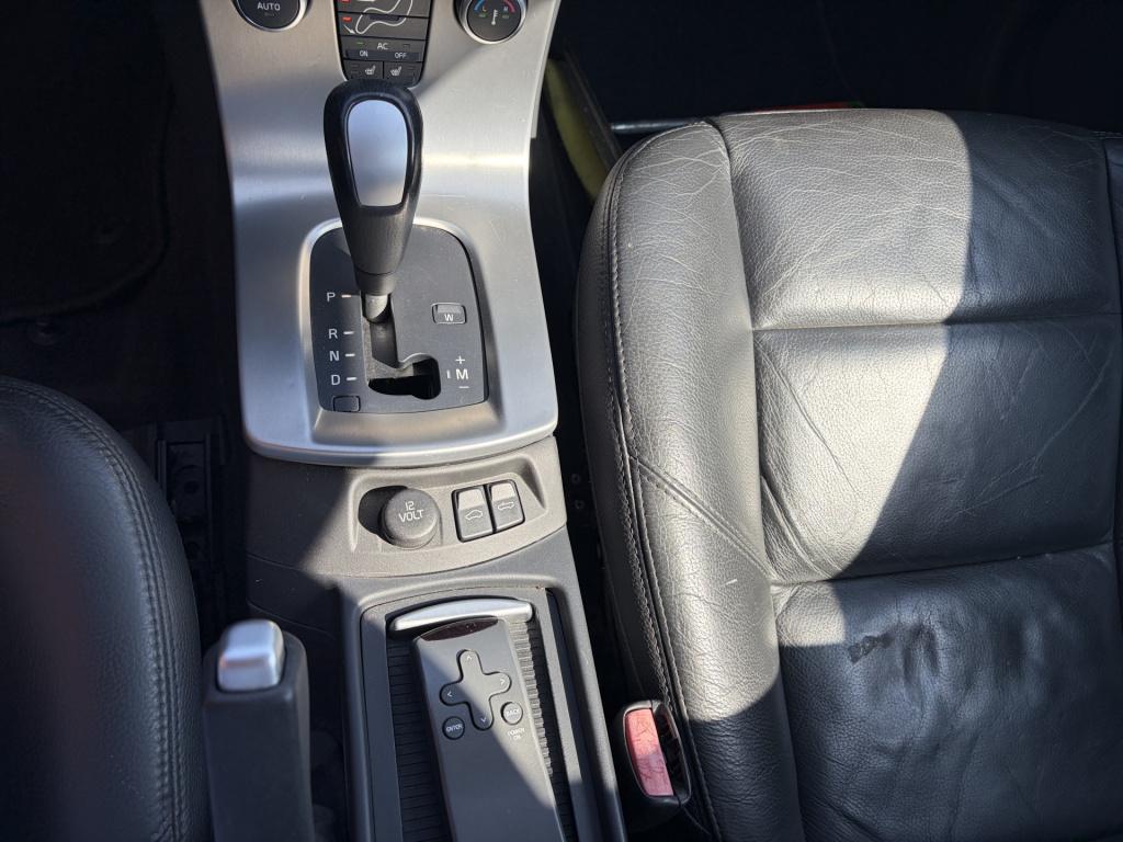 Volvo C70 convertible 2.4i momentum