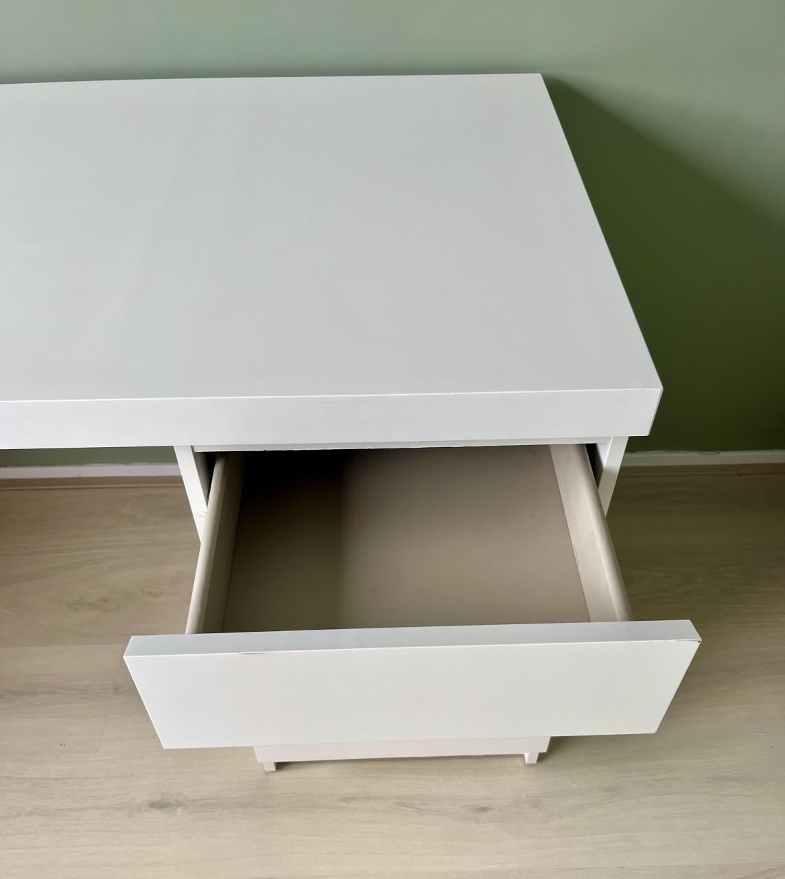 IKEA Malm Buro als nieuw!