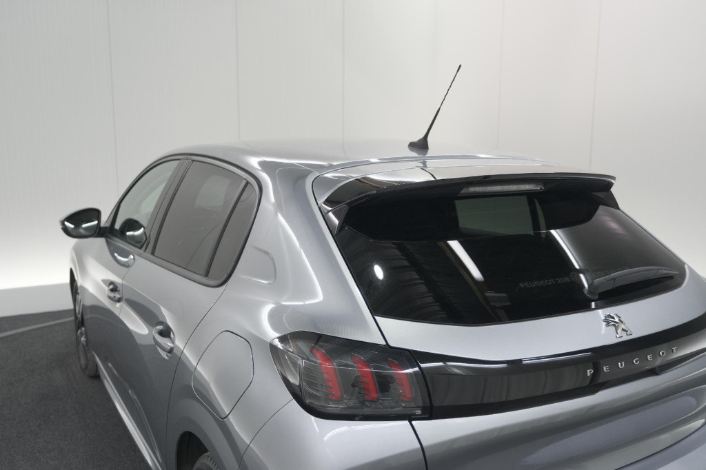 Peugeot 208 puretech 100 allure | camera | navigatie | apple carplay | park
