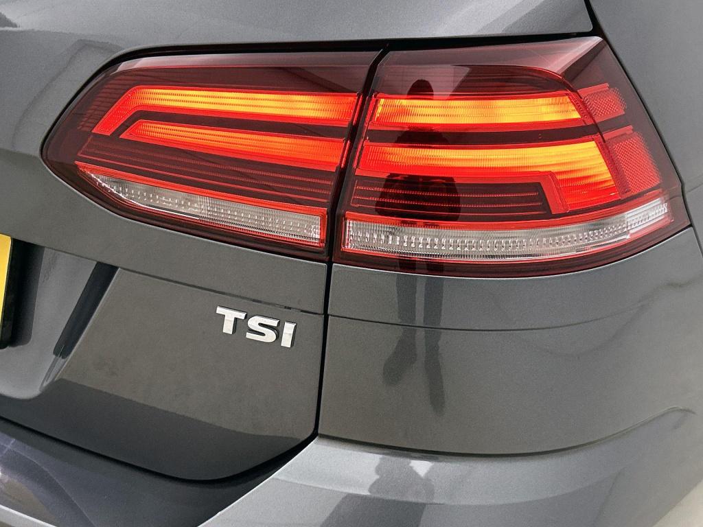 Volkswagen Golf variant 1.0 tsi trendline | parkeer sensoren | cruise contr