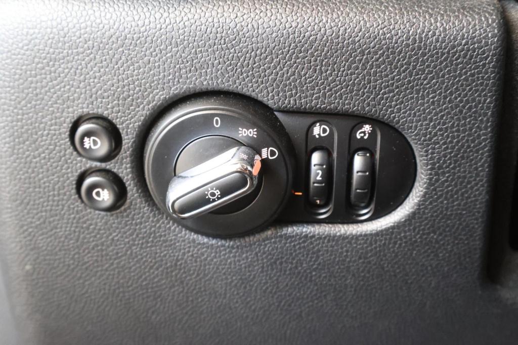 Mini One mini 1.5 first salt nl auto,btw, carplay, allseason, cruise