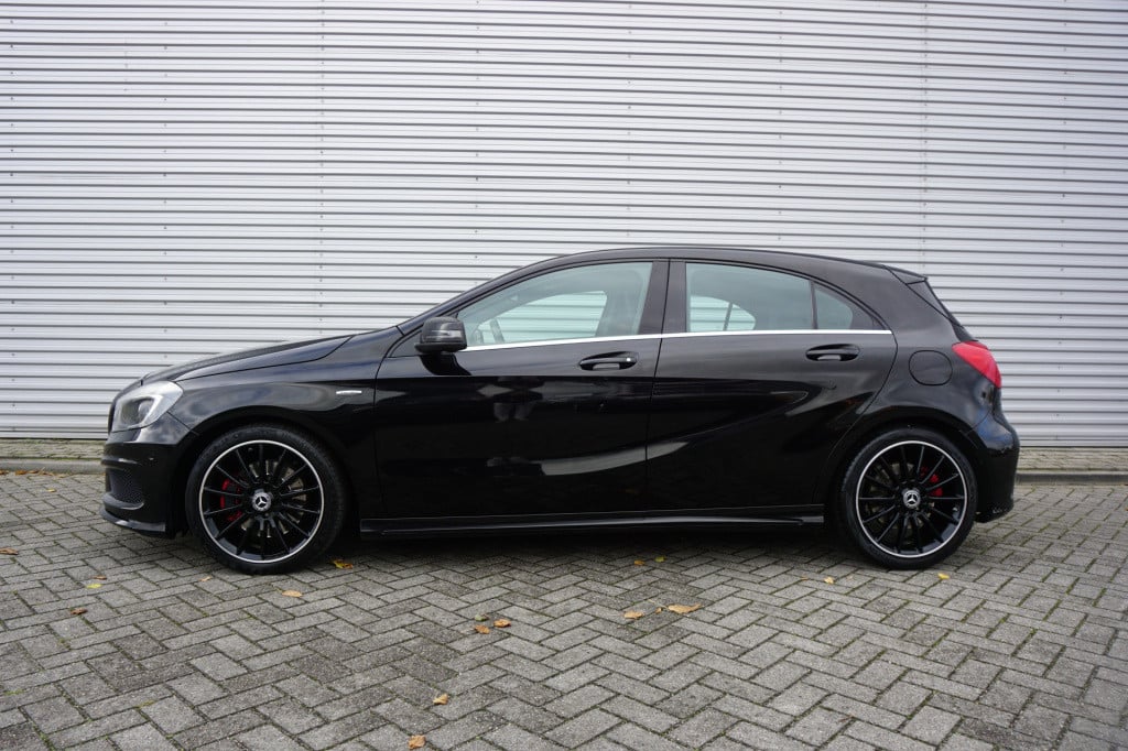 Mercedes-Benz A-Klasse 250 sport airco / navi / carplay / stoelverw. / crui