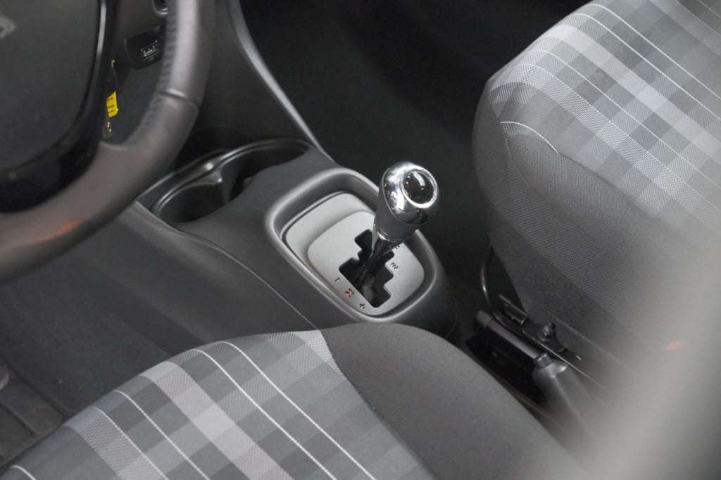 Peugeot 108 1.0 e-vti active | unieke auto! | automaat | airco | getint gla