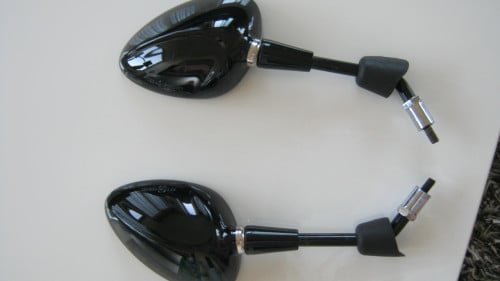 TE KOOP VESPA SPIEGELS HOOGGLANS ZWART VOOR 10 EURO